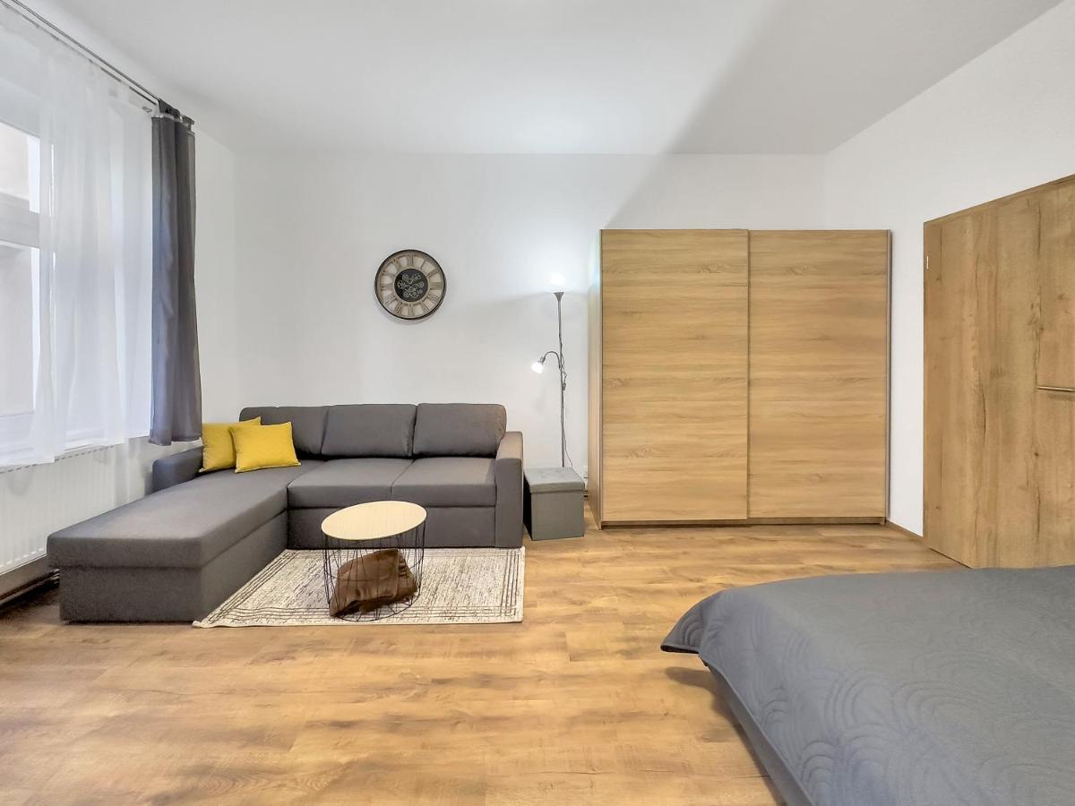 Lukas 1 Apartment *